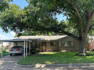 916 Linville Ln, Everman, TX 76140