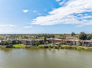 5335 Lake Arrowhead Trl, Sarasota, FL 34231