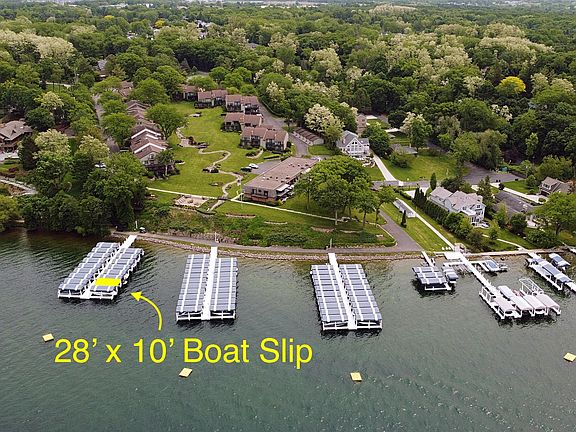 4th image of 1070 S Lake Shore Dr