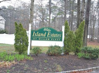 167 Natures Ln, Miller Place, NY 11764