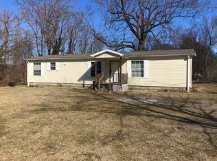 195 Hazel Ave, Benton Harbor, MI 49022