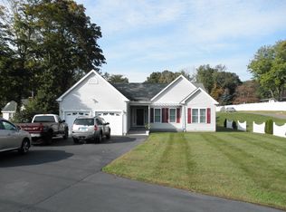 470 Laurel St, East Haven, CT 06512