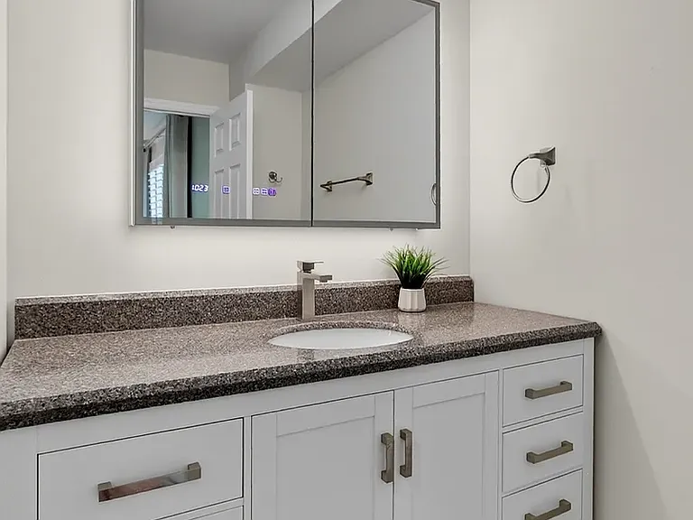 1724 Villa Maison — Photo 13