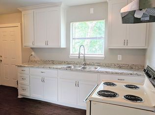 909 S Frances St, Terrell, TX 75160