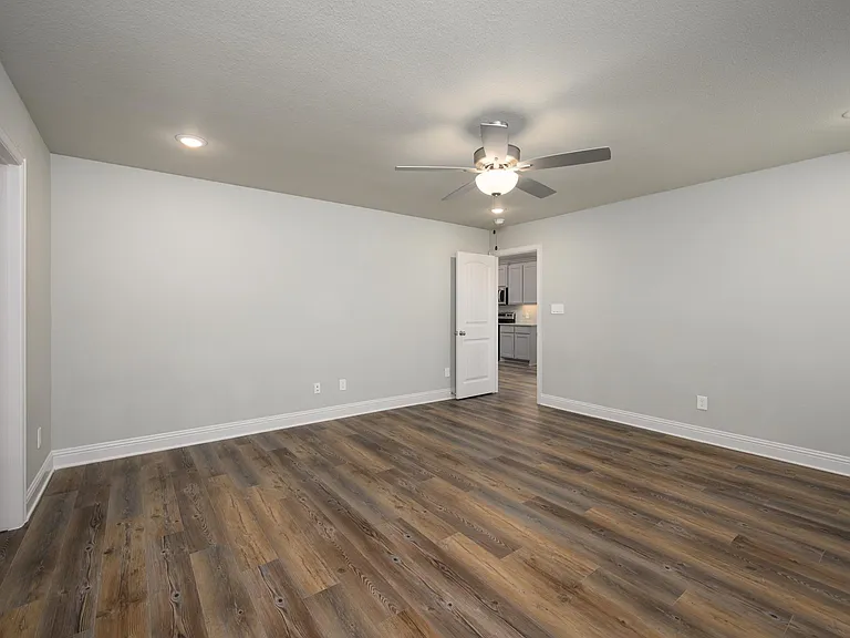 2801 Tulip Dr — Photo 17