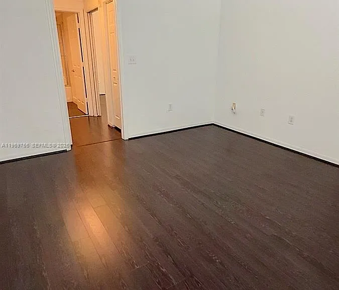 6831 SW 44th St #302 — Photo 13