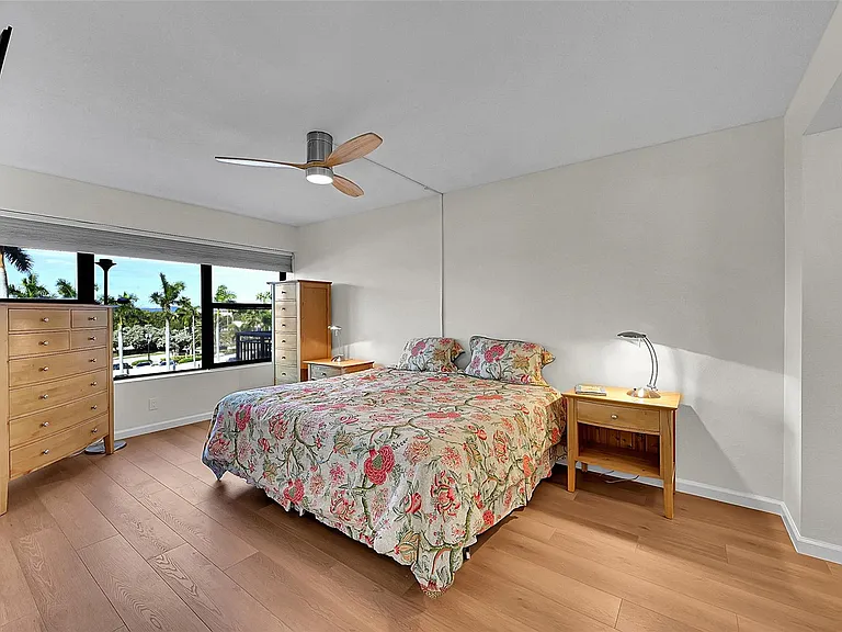 3800 Galt Ocean Dr #311 — Photo 11