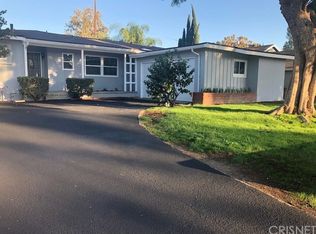 7712 Quakertown Ave, Winnetka, CA 91306
