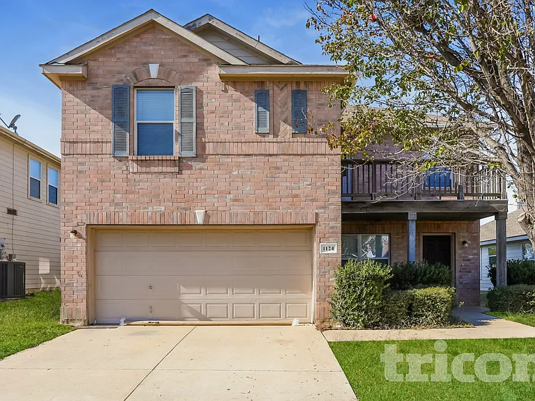 1124 Mustang Ridge Dr — Photo 1