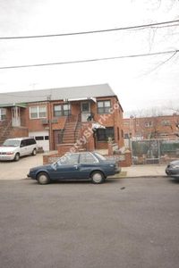 2549 75th St, East Elmhurst, NY, 11370