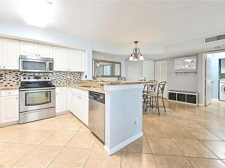 1265 Wildwood Lakes Blvd #3-103 — Photo 10