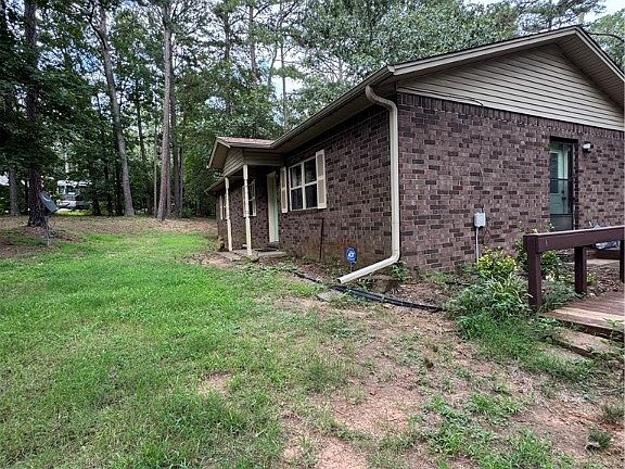 2nd image of 885 Mill Creek Dr