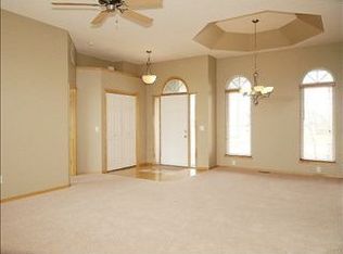 801 S Sunset Cir, Andover, KS 67002