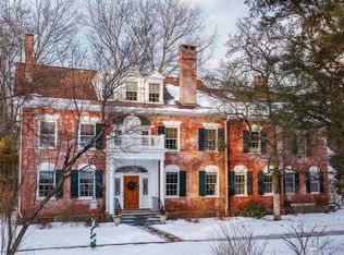 39 Elm Street #B, Woodstock, VT 05091