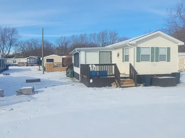 490 Empire Rd #Ebw007, Pt Colborne, ON L0S 1R0