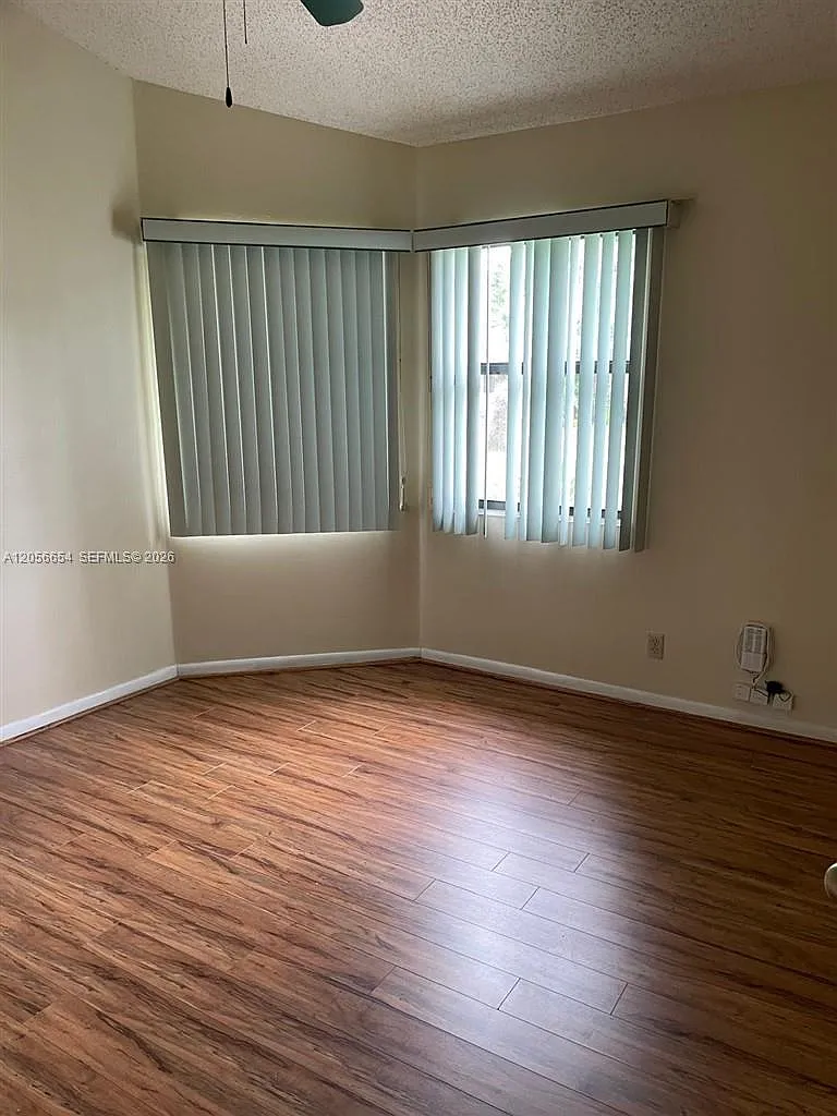 North Lauderdale Division — Photo 4