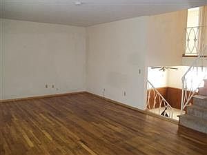 3rd image of 933-935 S Weyant Ave