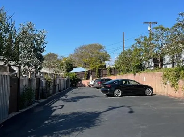 1111 Pico Blvd APT C, Santa Monica, CA 90405