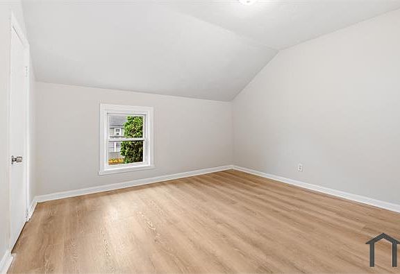 4th image of 14 C St #24