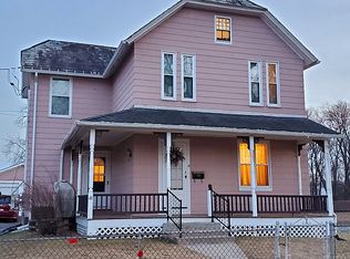 18 Beech St, Chicopee, MA 01020