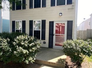 861 Symphony Dr, Aurora, IL 60504