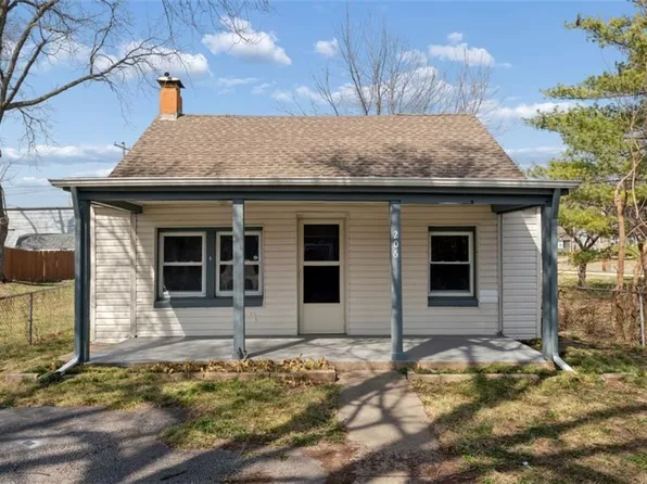 206 W 81st St, Kansas City, MO 64114