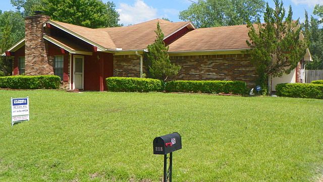 1st image of 218 Kendra Dr