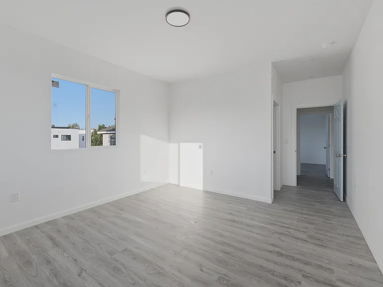 6507 Woodley Ave #3 — Photo 18