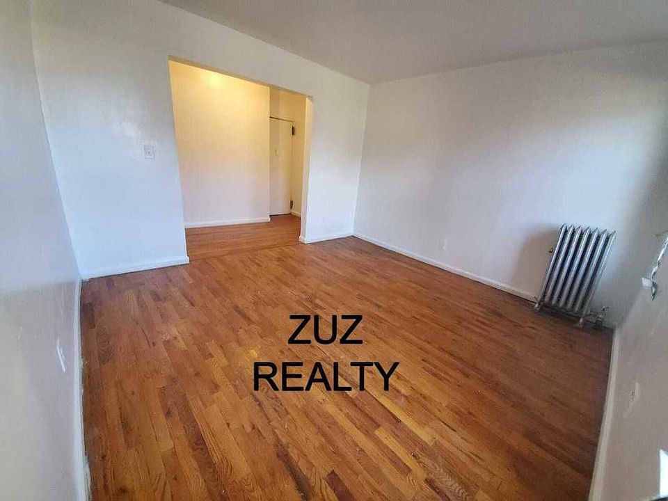 1st image of 450 E 21st St #B4