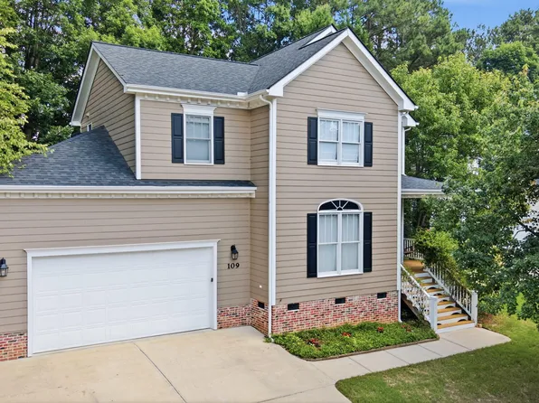 109 Menteith Ct, Apex, NC 27502