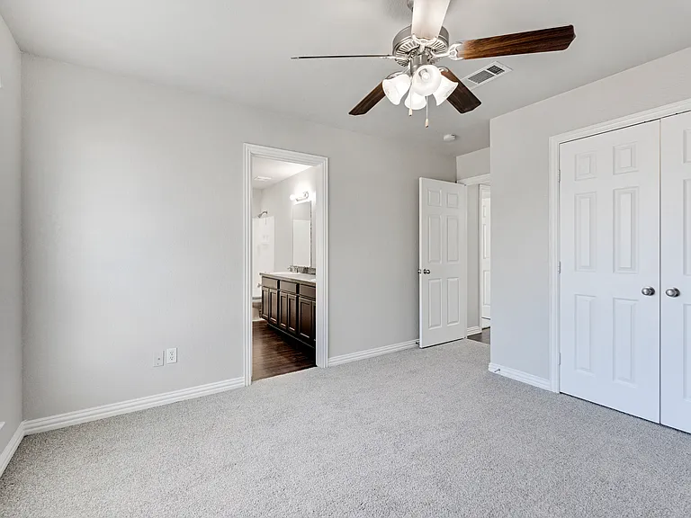 Woodhaven Villas — Photo 43