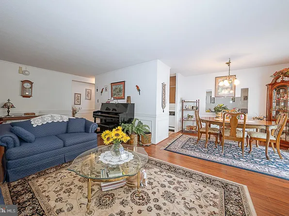 1919 Chestnut St APT 1618, Philadelphia, PA 19103