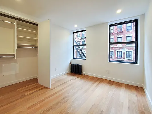 Rented by Brighton Management | media 9