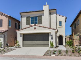 327 Paradiso, Irvine, CA 92602