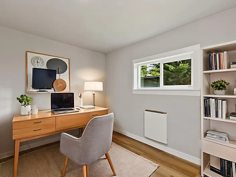 2125 N Highland St — Photo 12