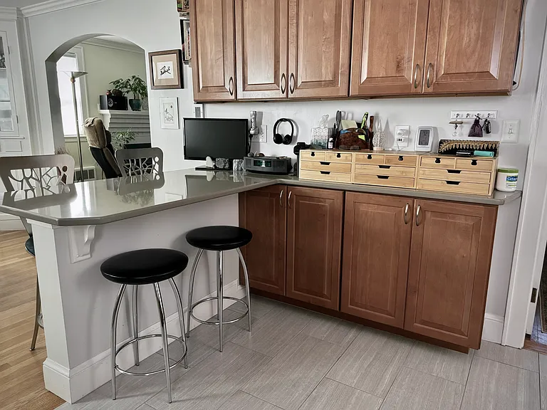 311 Temple St — Photo 20