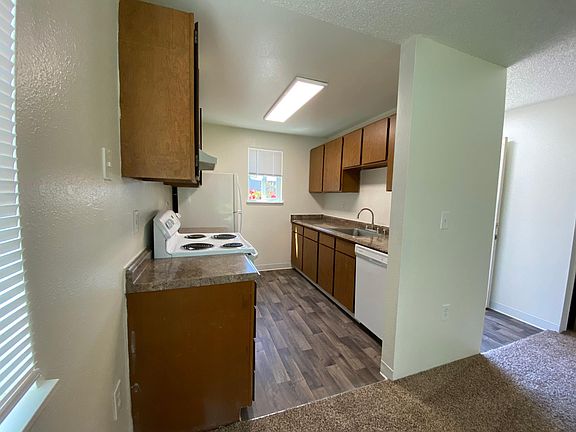 2nd image of 15011 1st Avenue Ct S