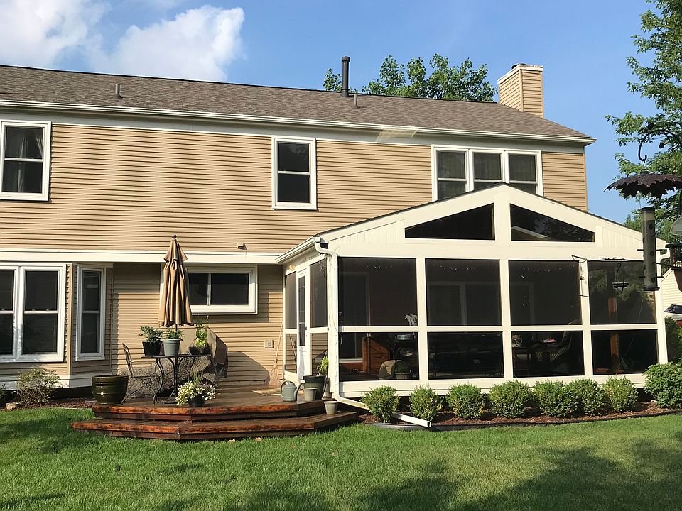 1st image of 45257 Yorkshire Dr