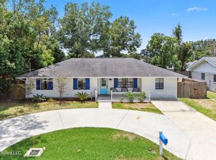 412 Demontluzin Ave, Bay Saint Louis, MS 39520