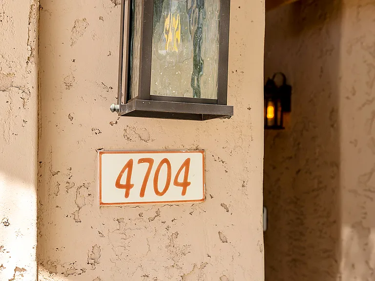 4704 E Weaver Rd — Photo 44