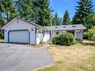2186 Waveland Rd, Comox Valley, BC