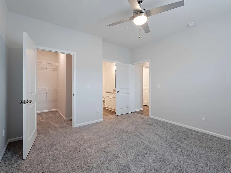 Meadows of Graham Apartments — Photo 15