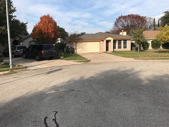 5th image of 2323 Wisteria Way
