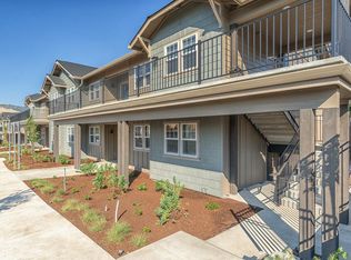 441 Talent Ave, Talent, OR 97540