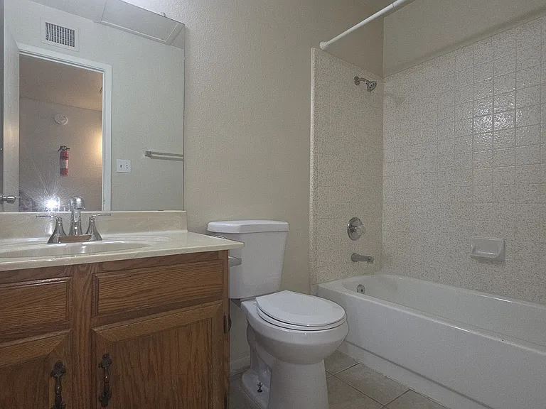 6238 E Greenway Cir #1 — Photo 7