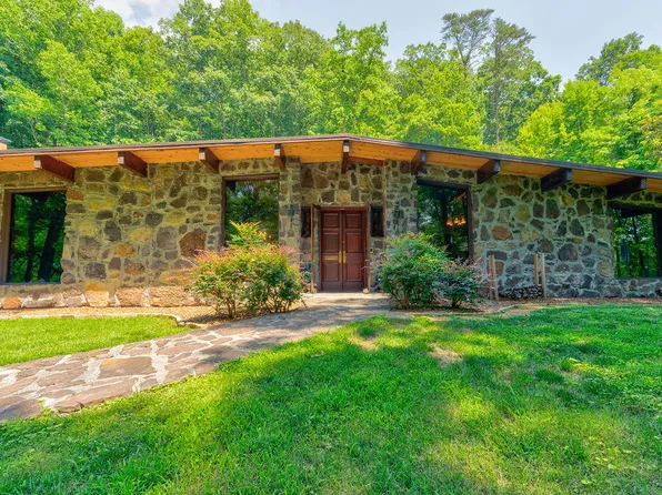 14509 Alabama Hwy, Rock Spring, GA 30739