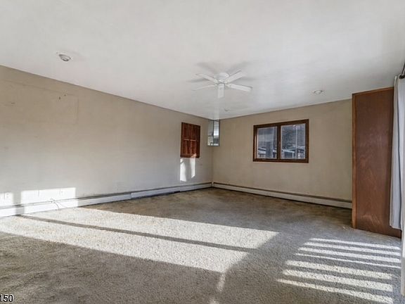 32nd image of 50 Drakestown Rd