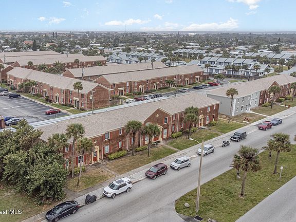 5th image of 903 Palm Springs Blvd APT A