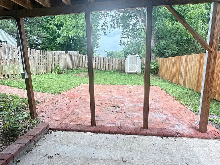 673 S Cedar St — Photo 33