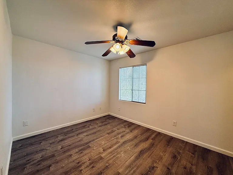 9621 Sharp Horn Ct — Photo 26